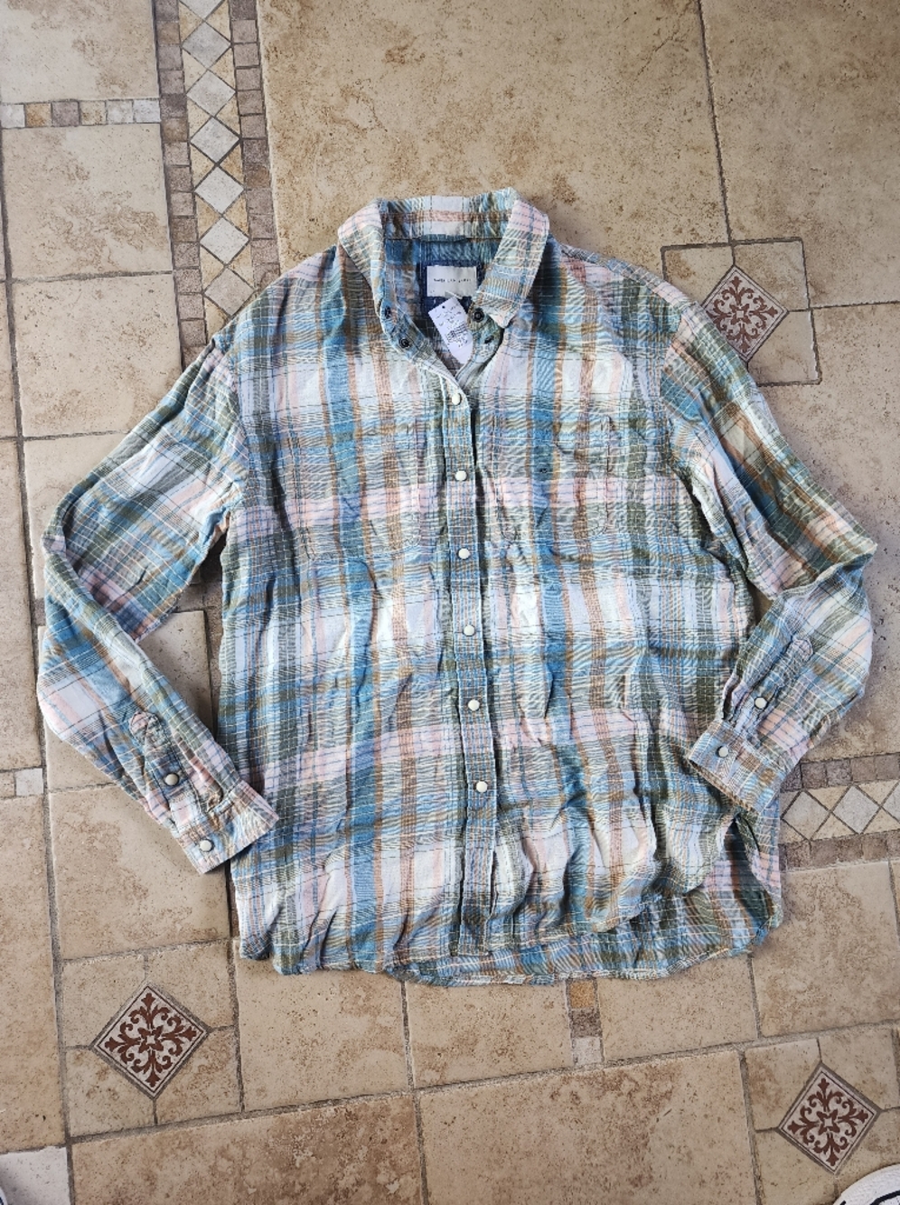 American Eagle Outfitters Blue and Brown Plaid Button-Up Shirt